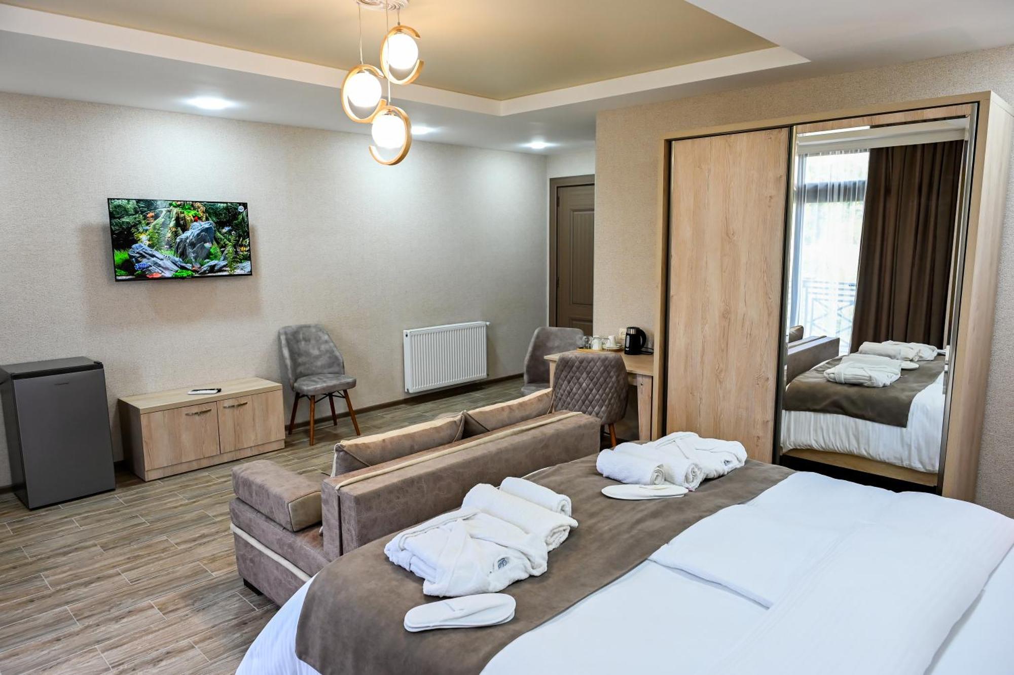 Hotel K124 Kutaisi Eksteriør billede